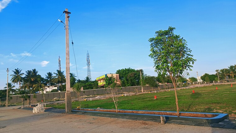 Garden, thiruverumbur  1500 Sq.Ft. Plot In Thiruverumbur Trichy 8955241