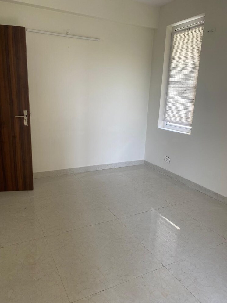 Room, millenium-bajrang-society 4 Bedroom 2800 Sq.Ft. Apartment In Sector 43 Gurgaon 8955258