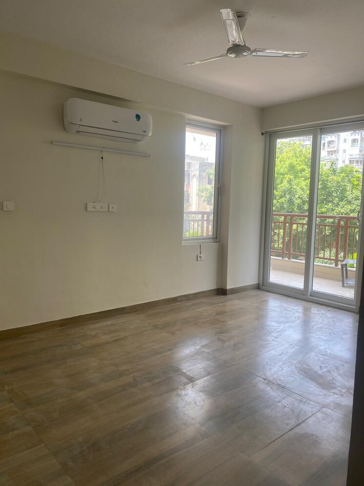 Room, millenium-bajrang-society 4 Bedroom 2800 Sq.Ft. Apartment In Sector 43 Gurgaon 8955258