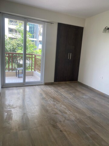 Room in 4 BHK Apartment at Millenium Bajrang Society, Sector 43 – for Rent