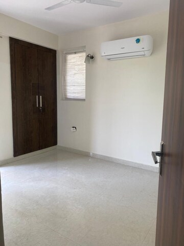 Room in 4 BHK Apartment at Millenium Bajrang Society, Sector 43 – for Rent