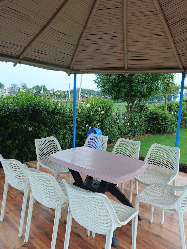 Exterior View, mu 1 greater noida  250 Sq.Yd. Plot In Mu 1 Greater Noida Greater Noida 8955251