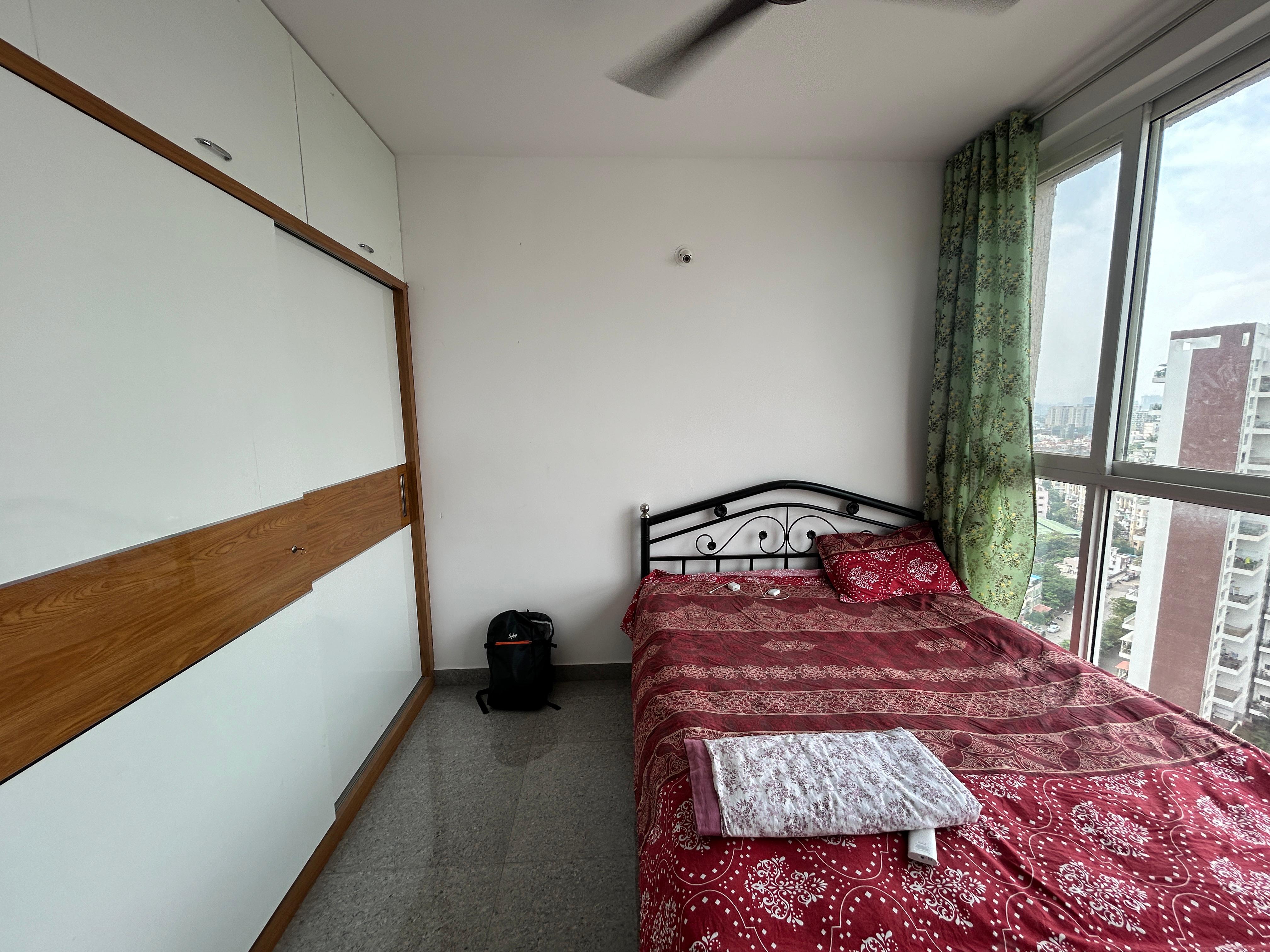 2 BHK + Pooja Room Apartment For Rent in Vascon Forest Edge
