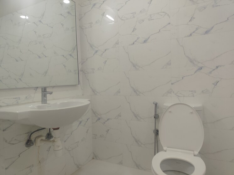 Bathroom, hiranandani-fortune-city 3 Bedroom 1167 Sq.Ft. Apartment In New Panvel Navi Mumbai 8955328