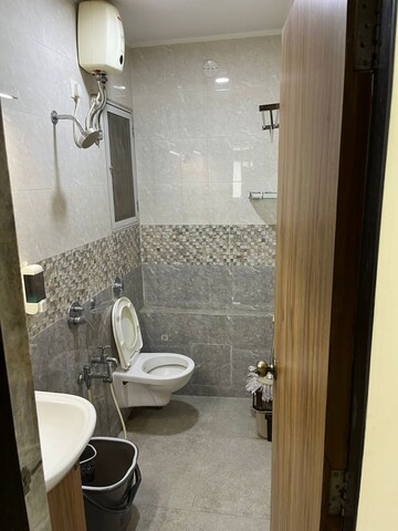 Bathroom in 1 BHK Apartment at Cosmos 27 Gbr, Kasarvadavali – for Rent