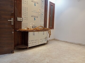 Kitchen in 1 BHK Builder Floor at Mahavir Enclave 1 – for Rent