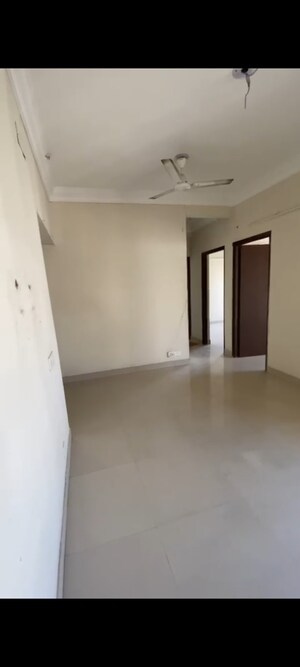 Room in 3 BHK Apartment at Paramount Emotions, Sector 1 Greater Noida – for Sale