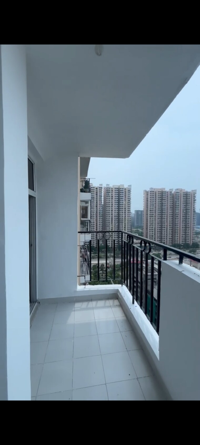 Balcony, paramount-emotions 3 Bedroom 1160 Sq.Ft. Apartment In Sector 1 Greater Noida Greater Noida 8955349