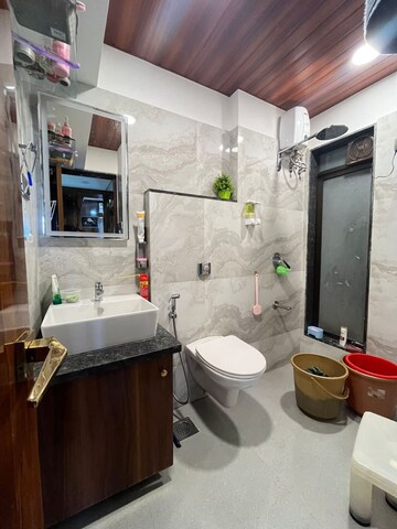 Team Area in 2 BHK Apartment at Paradigm El Signora, Jogeshwari West – for Rent
