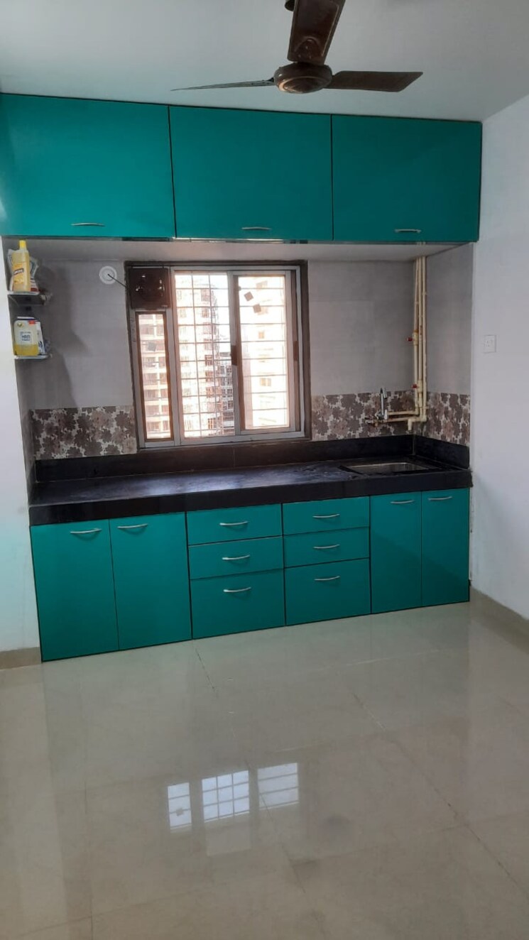 Kitchen, unnat-nagar-chs 1 Bedroom 550 Sq.Ft. Apartment In Goregaon West Mumbai 8955367