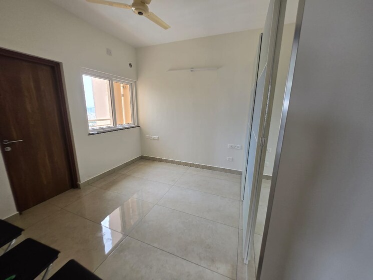 Room, prestige-waterford 4 Bedroom 2525 Sq.Ft. Apartment In Whitefield Bangalore 8955364