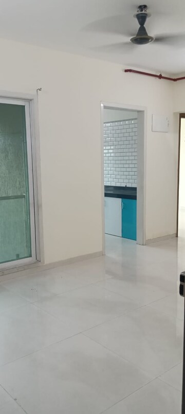 2 BHK Apartment For Rent in Queenstown Springs, Ghansoli