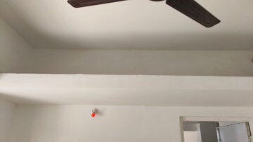1 BHK Apartment For Rent in Unnat Nagar CHS, Goregaon West