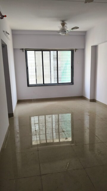 Room in 1 BHK Apartment at Unnat Nagar CHS, Goregaon West – for Rent