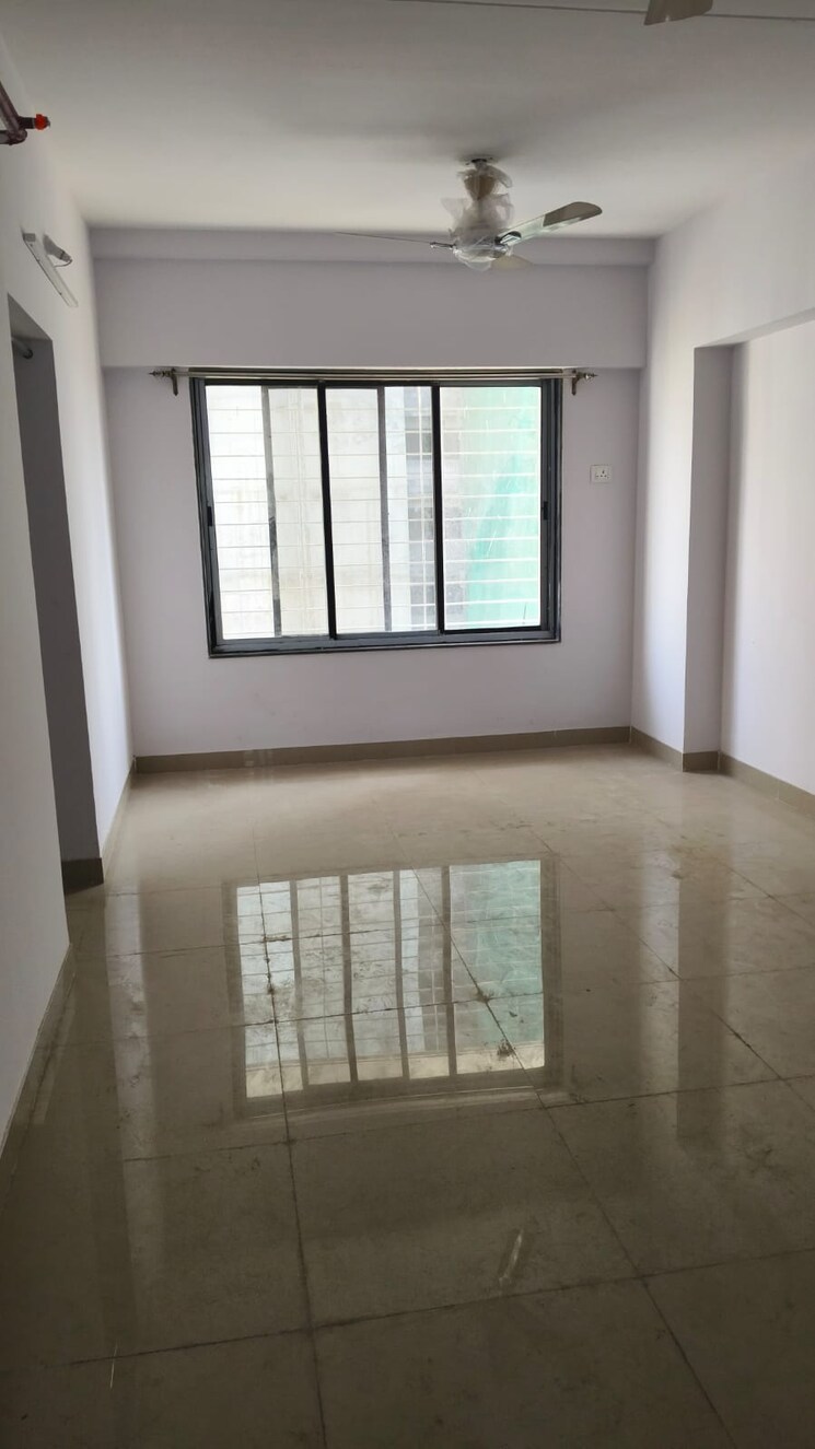 Room, unnat-nagar-chs 1 Bedroom 550 Sq.Ft. Apartment In Goregaon West Mumbai 8955420