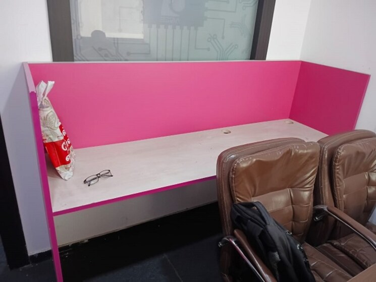 Team Area, sector 63 Commercial Office Space 1000 Sq.Ft. In Sector 63 Noida 8955403