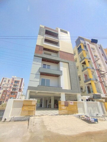 3 BHK Apartment For Sale in Yasmin Bee, Sujatha Nagar