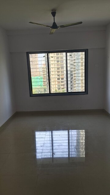 Room in 1 BHK Apartment at Unnat Nagar CHS, Goregaon West – for Rent