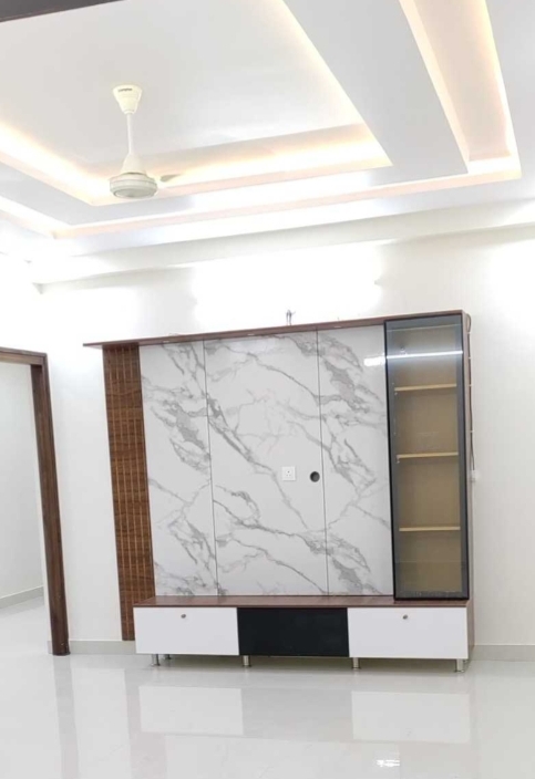 2 BHK Apartment For Rent in HPR Lakefront