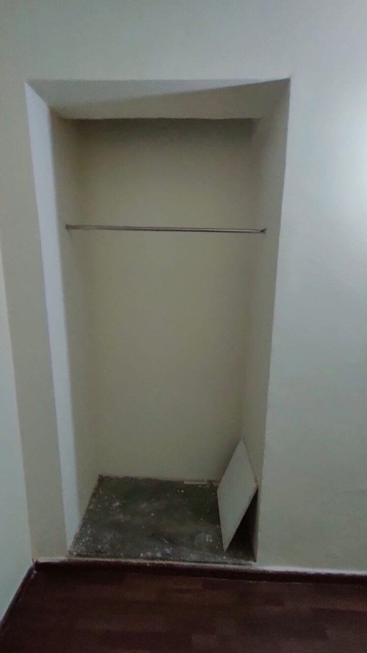 undefined, paras-seasons 2 Bedroom 985 Sq.Ft. Apartment In Sector 168 Noida 8955452