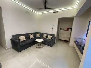 1 BHK Apartment For Sale in Raunak Unnathi Woods Phase 7 A And B, Ghodbunder Road