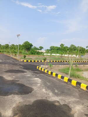  Plot For Sale in Yamuna Expressway