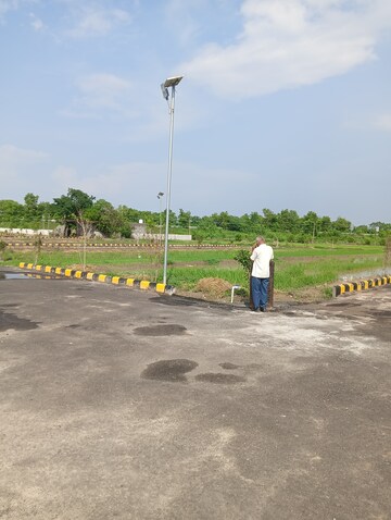  Plot For Sale in Yamuna Expressway