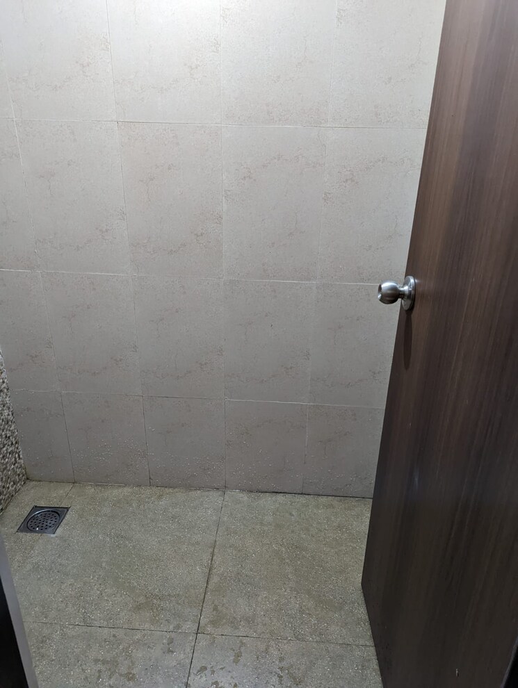 Bathroom, lodha-palava-city-lakeshore-greens 1 Bedroom 510 Sq.Ft. Apartment In Dombivli East Thane 8955574