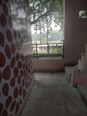 Balcony in 2 BHK Builder Floor at Mayur Vihar Phase 1 – for Rent