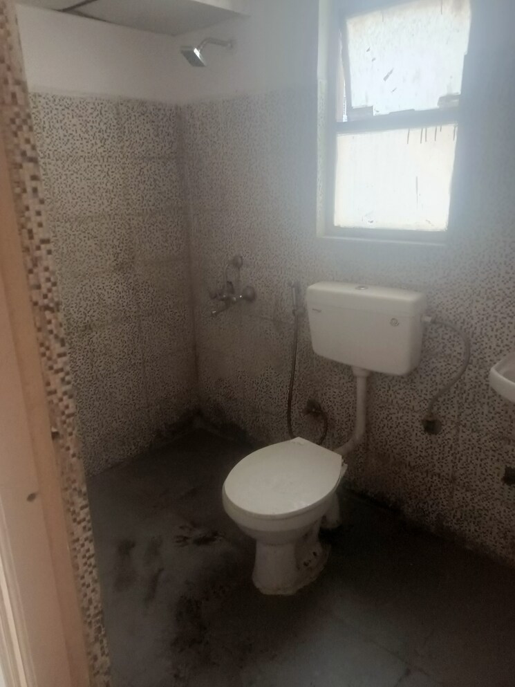 Bathroom, breez-global-heights 2 Bedroom 709 Sq.Ft. Apartment In Sohna Sector 33 Gurgaon 8955627