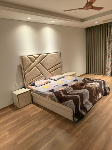 Master Bedroom in 5 BHK Apartment at Panchshil Towers, Kharadi – for Rent