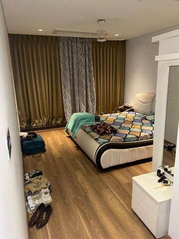 Bedroom in 5 BHK Apartment at Panchshil Towers, Kharadi – for Rent