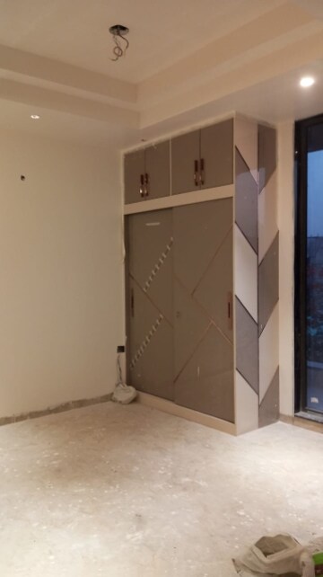 Room in 1.5 BHK Independent House at Sector 41 – for Rent