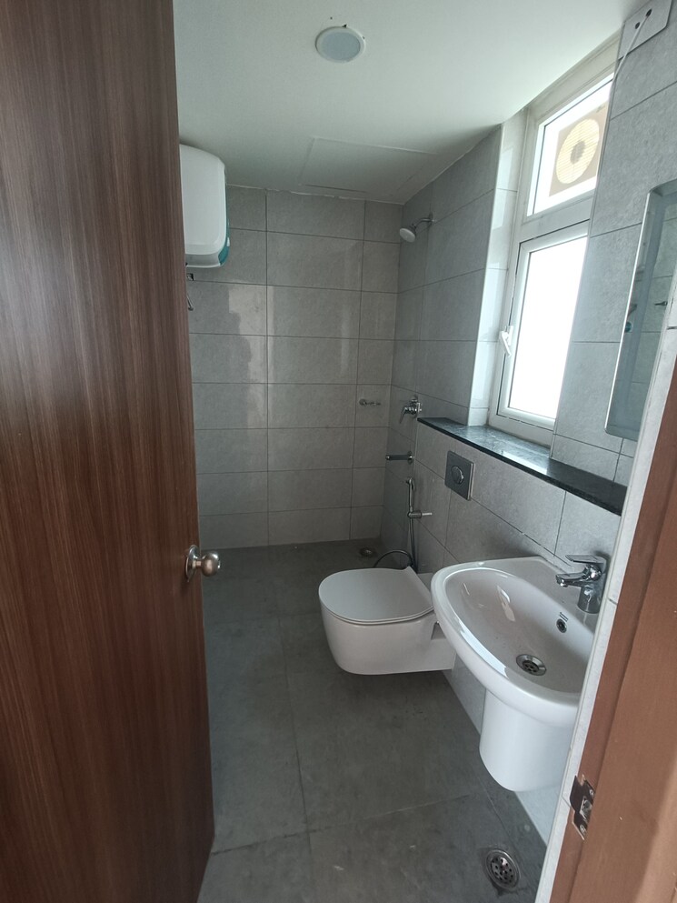 Bathroom, jaypee-greens-star-court 3 Bedroom 2344 Sq.Ft. Apartment In Jaypee Greens Greater Noida 8955664