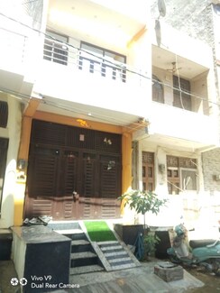 2 BHK Builder Floor For Sale in Girp Society