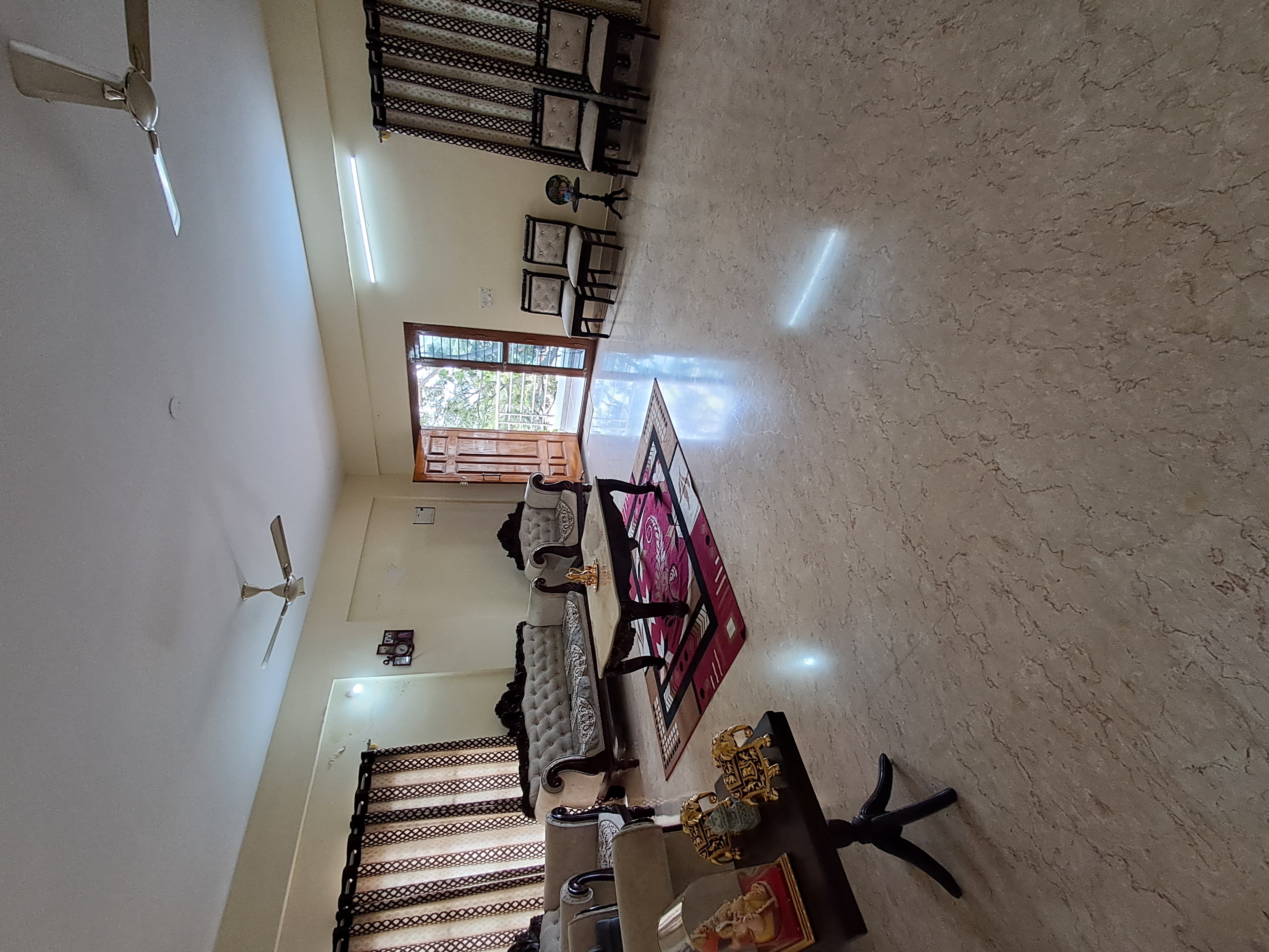 3 BHK Builder Floor For Rent in Leela Building 
