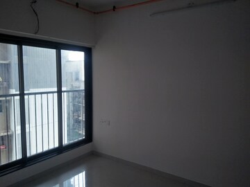 Room in 1 BHK Apartment at Chandak Nishchay, Borivali East – for Rent