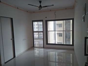 Room in 1 BHK Apartment at Chandak Nishchay, Borivali East – for Rent