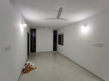 Room in 2 BHK Apartment at Rohan Abhilasha, Wagholi – for Rent