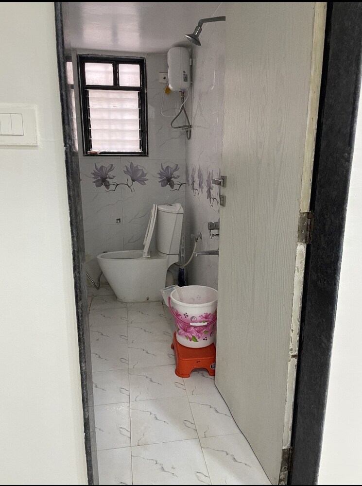 Bathroom, sai-sachin Studio 6500 Sq.Ft. Apartment In Pradhikaran Pune 8955743