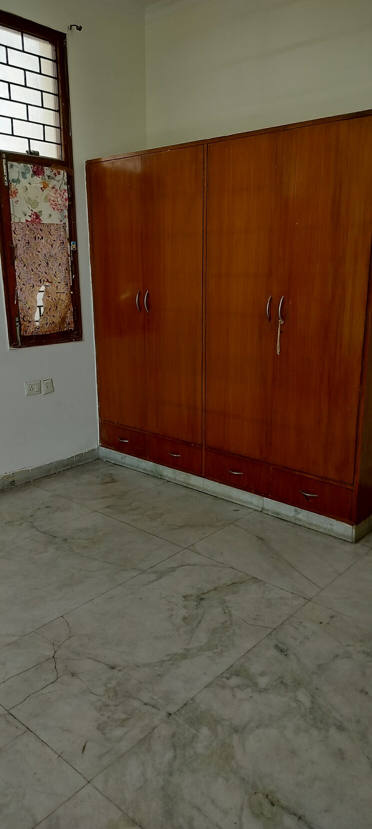 Room, rwa-apartments-sector-50 4 Bedroom 250 Sq.Mt. Independent House In Sector 50 Noida 8955811