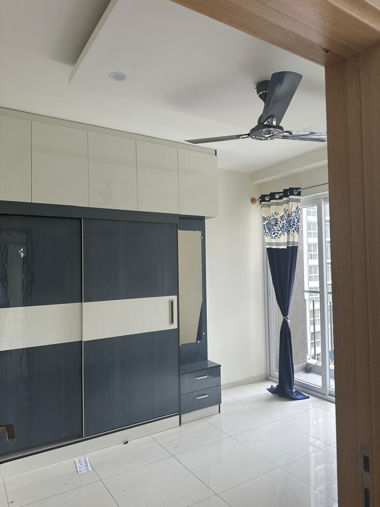 Bathroom, godrej-royale-woods 2 Bedroom 984 Sq.Ft. Apartment In Devanahalli Bangalore 8955824