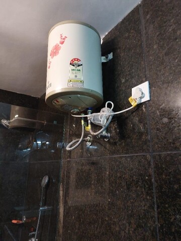 Furnished Amenities in 2 BHK Apartment at Siolim – for Rent