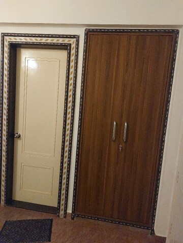 Room in 2 BHK Apartment at Siolim – for Rent