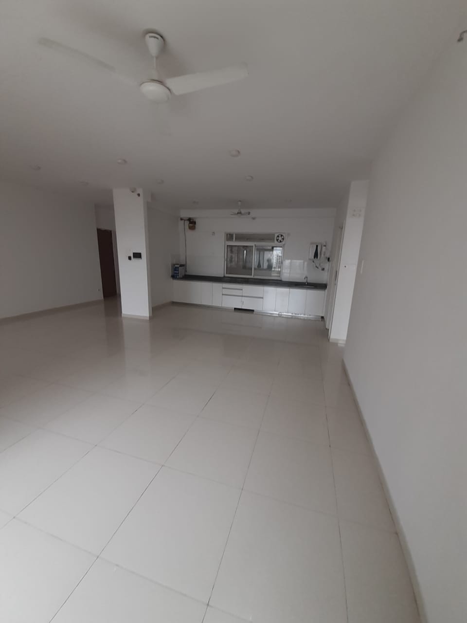 2 BHK + Servant Room Apartment For Sale in GK Rose Woods