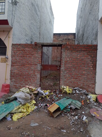  Plot For Sale in Gomti Nagar