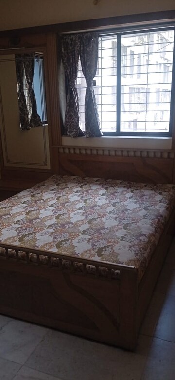 Bedroom in 2 BHK Apartment at Vasant Valley Complex, Malad East – for Rent