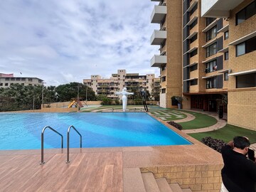 2 BHK Apartment – Exterior View View at Kanakia Hollywood, Versova - for Rent