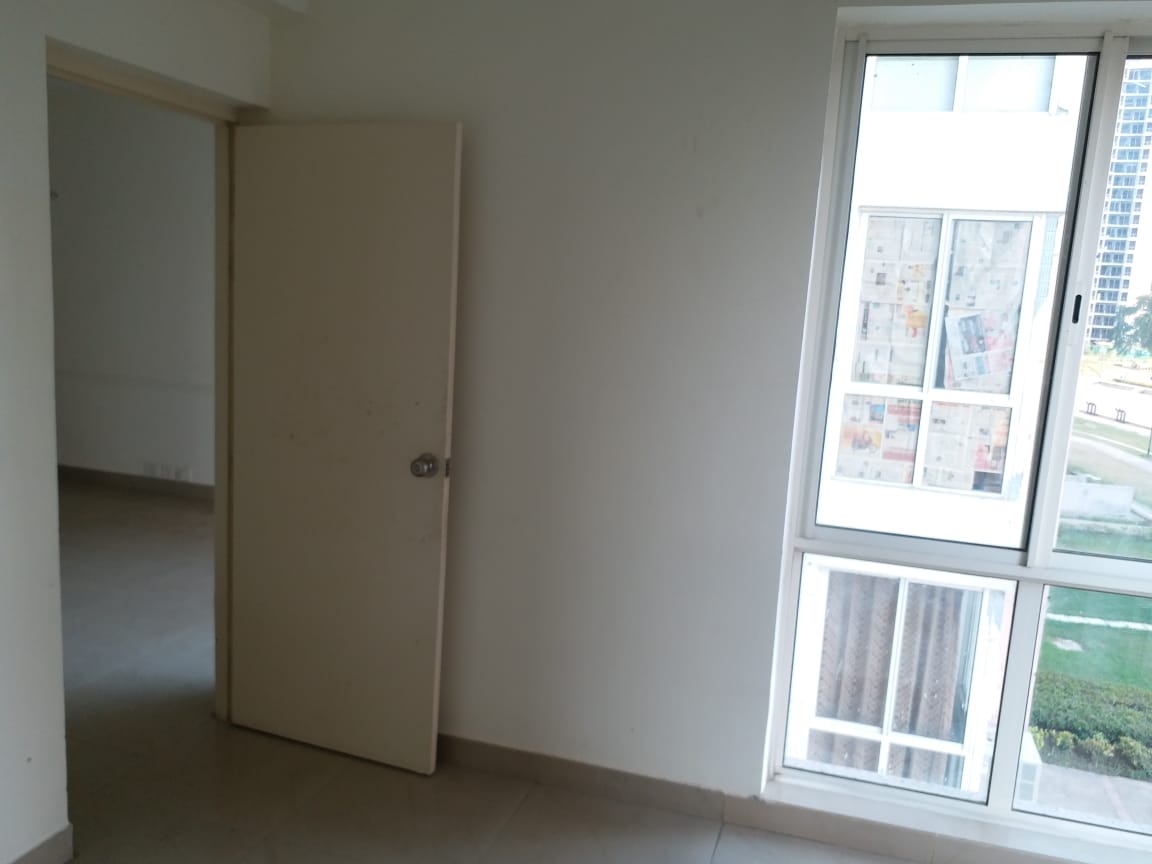 2 BHK Apartment For Sale in Jaypee Greens Aman