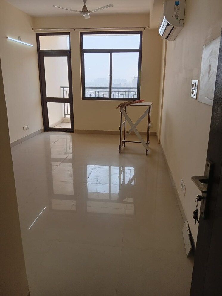 Room, paarth-aadyant 3 Bedroom 1600 Sq.Ft. Apartment In Gomti Nagar Lucknow 8955884